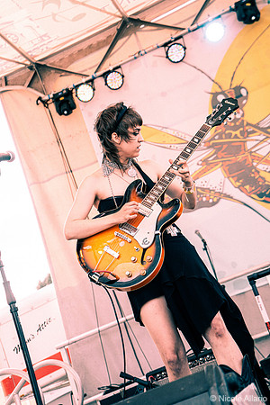 Viv and The Things (Nicole Allario)