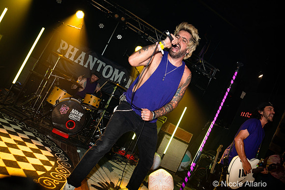 Phantom Dan (Nicole Allario)