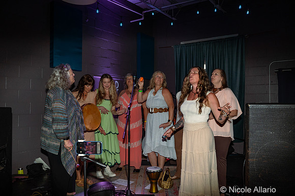 Priestess Choir (Nicole Allario)