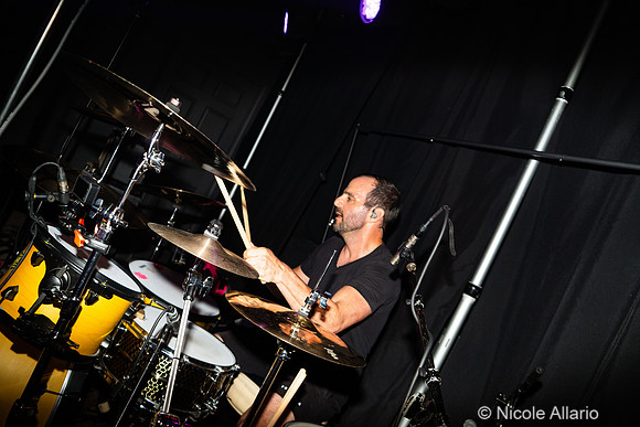 Taj Motel Trio (Nicole Allario)