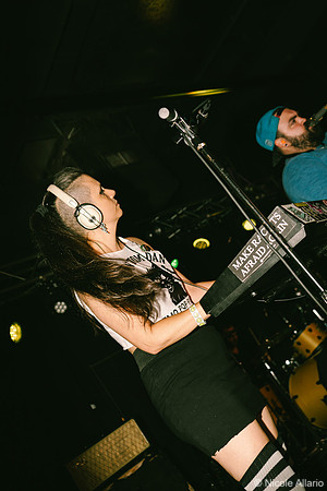 Taj Motel Trio (Nicole Allario)