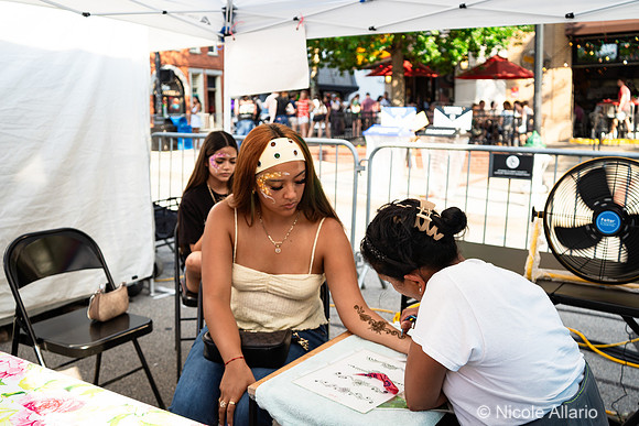 Artist Marketplace (Nicole Allario)