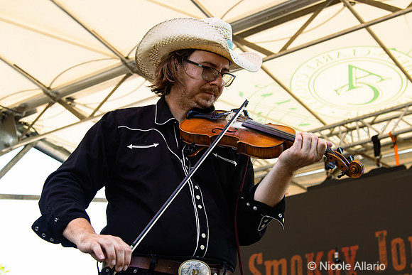 Smokey Jones and the 3 Dollar Pistols (by Nicole Allario)