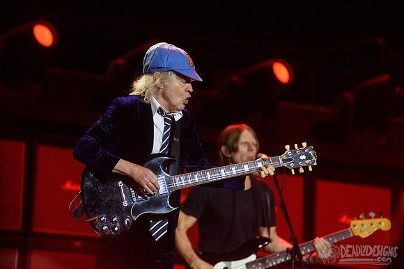 AC/DC