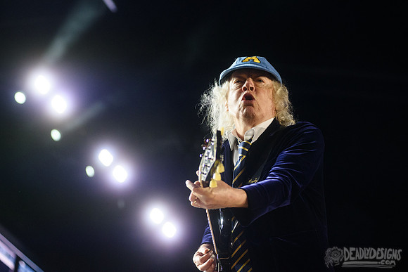 AC/DC