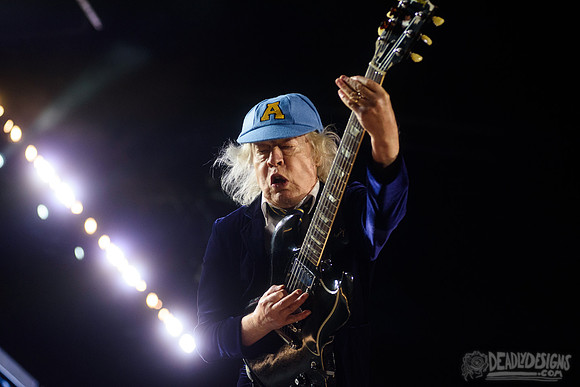 AC/DC
