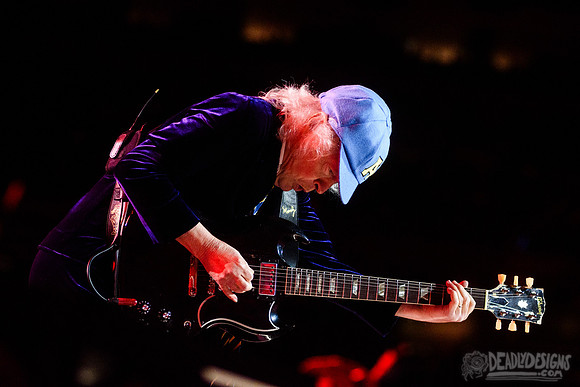 AC/DC