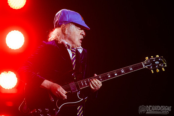 AC/DC