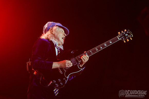AC/DC