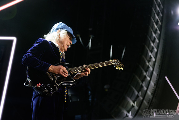 AC/DC