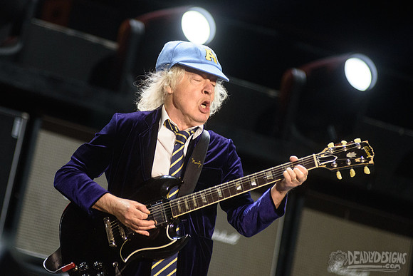AC/DC