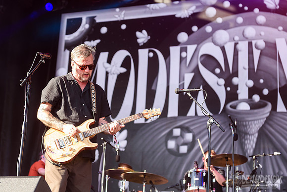 Modest Mouse