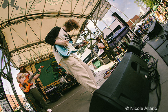 Wim Tapley & The Cannons (by Nicole Allario)