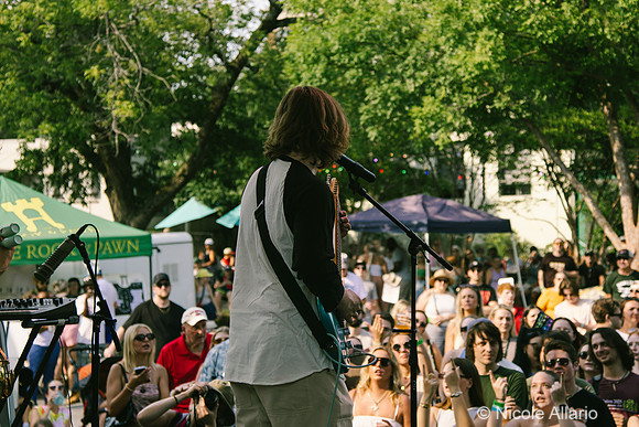Wim Tapley & The Cannons (by Nicole Allario)