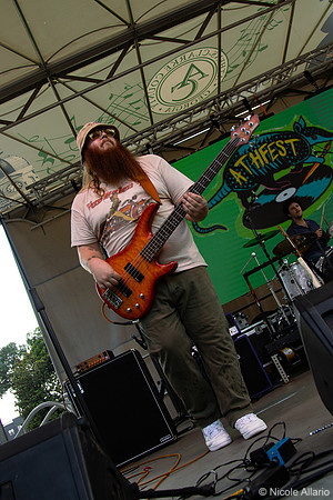 Wim Tapley & The Cannons (by Nicole Allario)