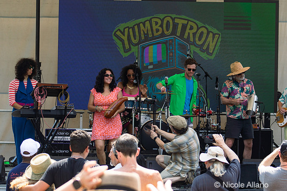 Yumbo Tron (by Nicole Allario)