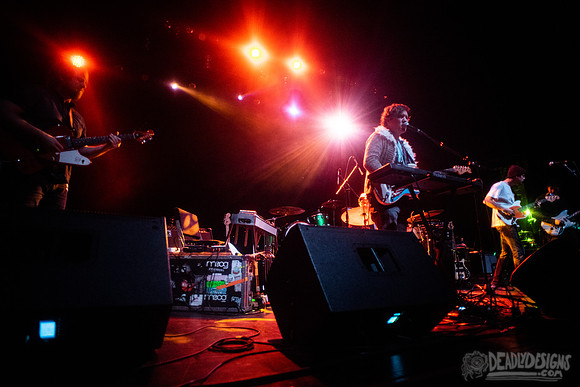 Hunter Morris & Blue Blood