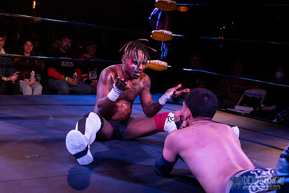 Robert Martyr vs Najasism vs Rico Gonzalez