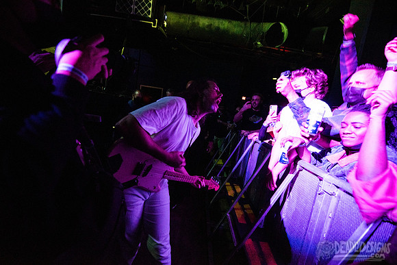 IDLES