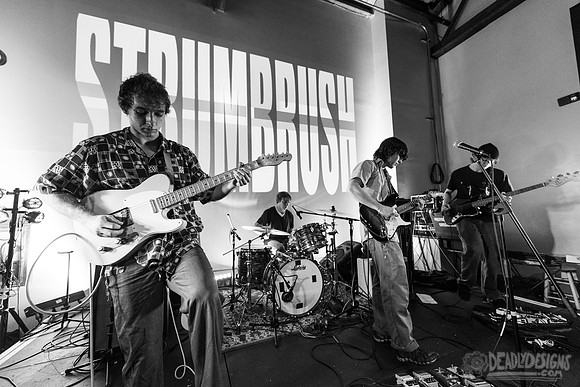 Strumbrush