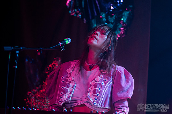 Blonde Redhead