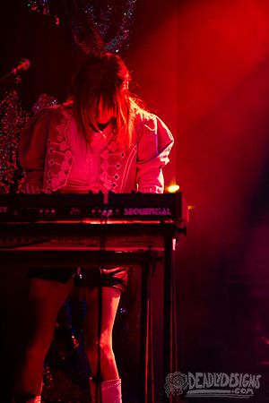 Blonde Redhead
