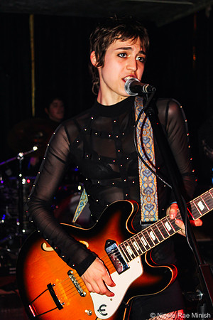 Viv and the Things (by Nicole Rae Minish)