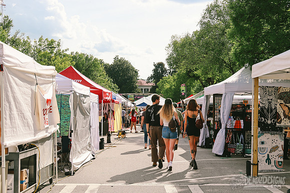 Artist Market (by Nicole Allario)