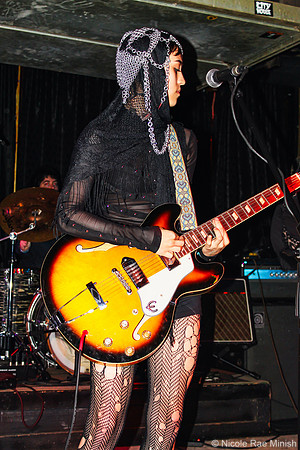 Viv and the Things (by Nicole Rae Minish)