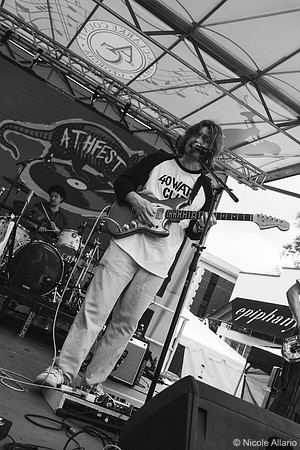 Wim Tapley & The Cannons (by Nicole Allario)