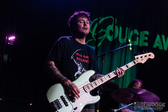 Gouge Away