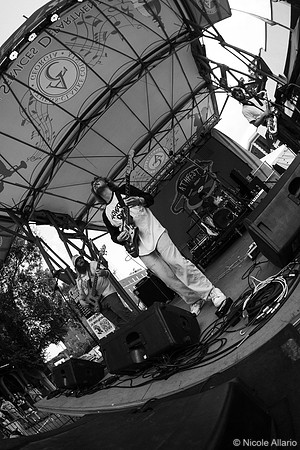 Wim Tapley & The Cannons (by Nicole Allario)