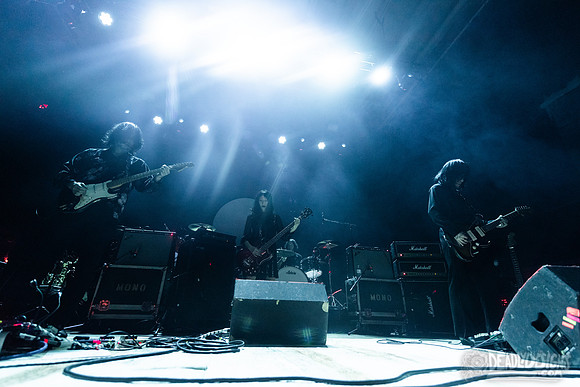 Mono