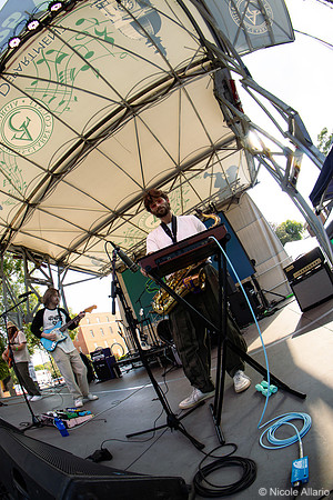Wim Tapley & The Cannons (by Nicole Allario)