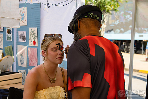 Artist Market (by Nicole Allario)