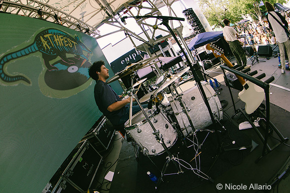 Wim Tapley & The Cannons (by Nicole Allario)