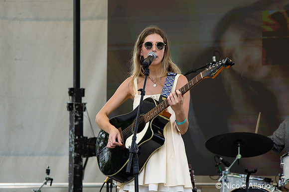 Bea Porges (by Nicole Allario)