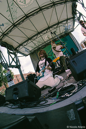 Wim Tapley & The Cannons (by Nicole Allario)