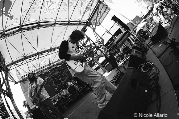 Wim Tapley & The Cannons (by Nicole Allario)