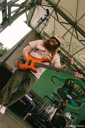 Wim Tapley & The Cannons (by Nicole Allario)