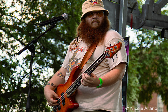 Wim Tapley & The Cannons (by Nicole Allario)