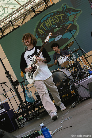Wim Tapley & The Cannons (by Nicole Allario)