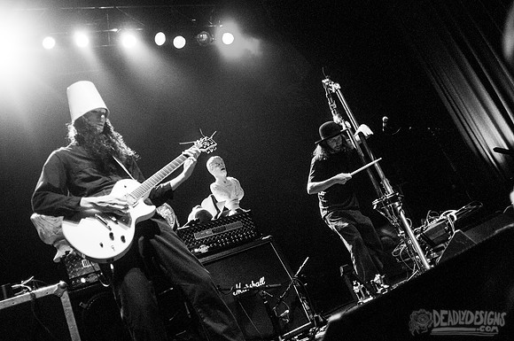 Buckethead