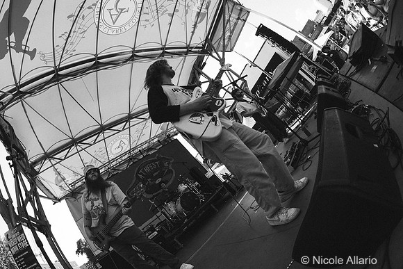 Wim Tapley & The Cannons (by Nicole Allario)