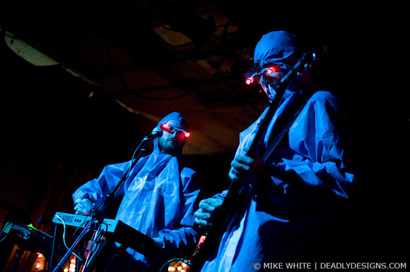 Memory Gospel Dancers (as DEVO)