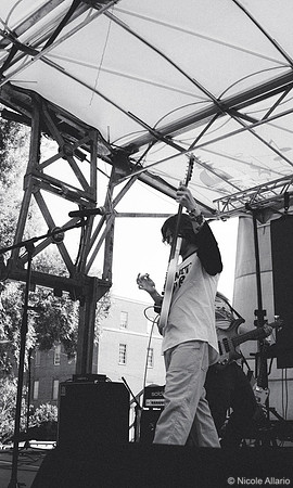 Wim Tapley & The Cannons (by Nicole Allario)